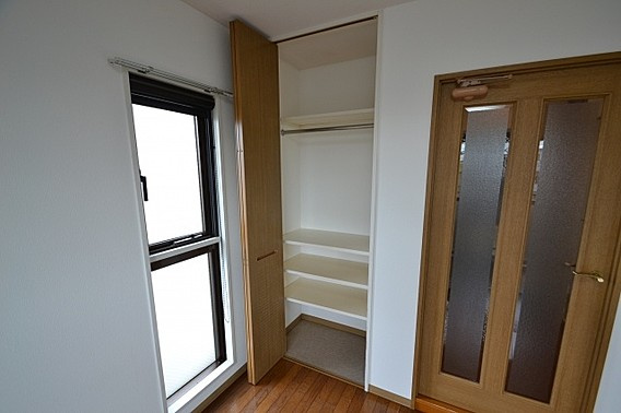 ワコーレフット篠原の収納