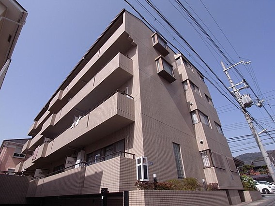 プリメーラリヨンの外観