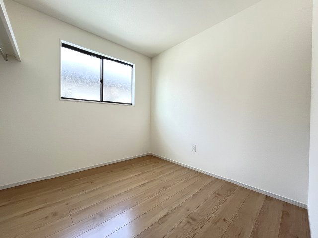【子供部屋】 | 糟屋郡志免町志免2丁目7期　1号棟（全1棟）【仲介手数料無料・0円】 | 現地写真。