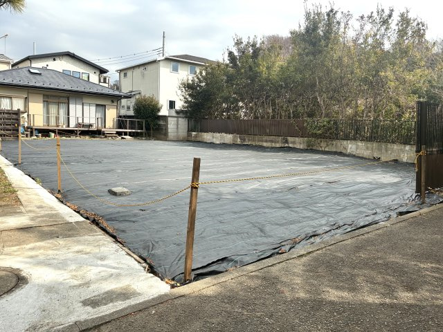 鎌倉駅徒歩7分　建築条件なし　72坪超の整形地
