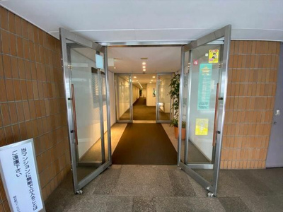 【エントランス】 | 明石町ツインクロス | 建物の内部です