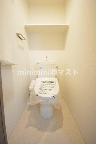 大阪市浪速区元町３丁目の賃貸マンションのトイレ