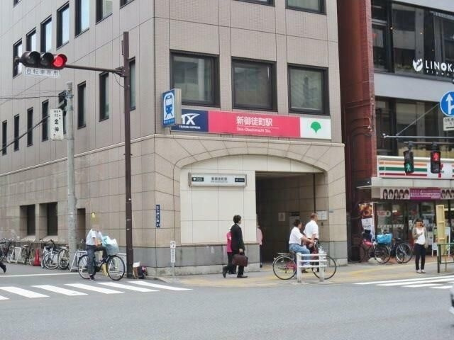 ドルフ新御徒町の周辺