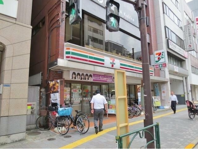 ドルフ新御徒町の周辺