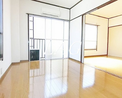 【居間・リビング】 | 滝澤第２ビル | 洋室のお部屋です。