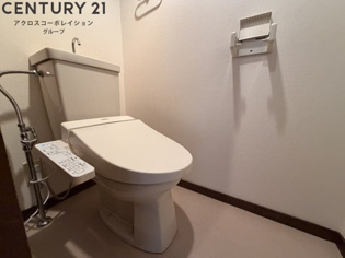 コンパクトで使いやすいトイレです