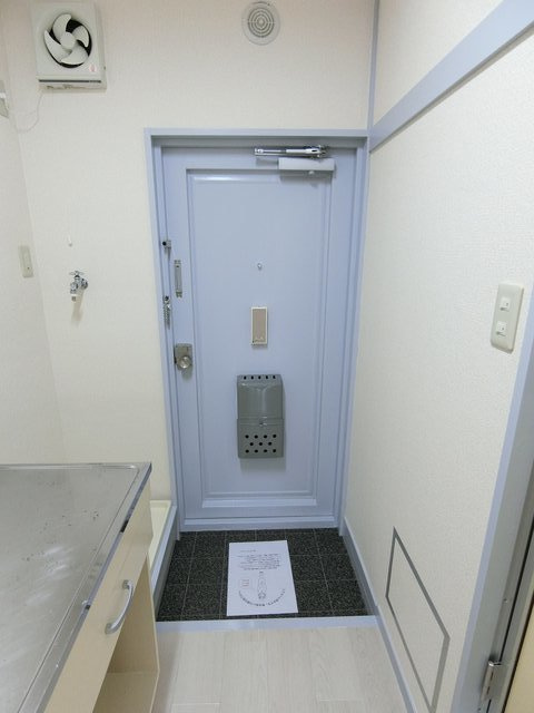 エクセルハイム平山の玄関