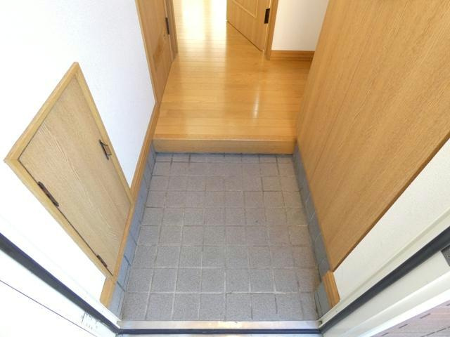 コーポライムライトの玄関