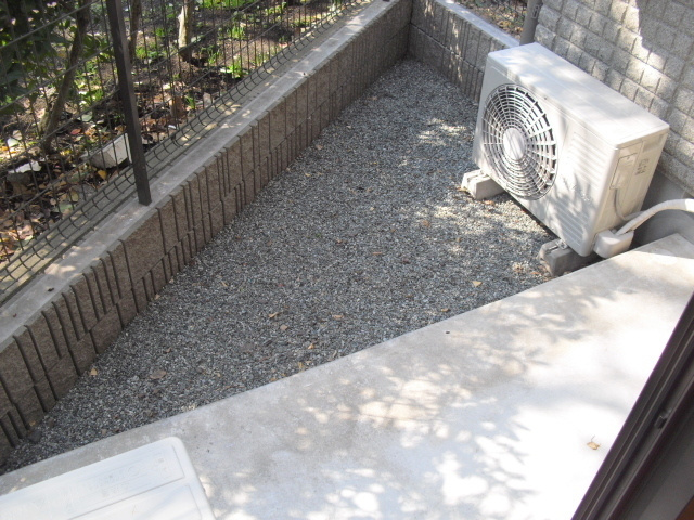 パークサイド西川のバルコニー|南西向きのバルコニースペース