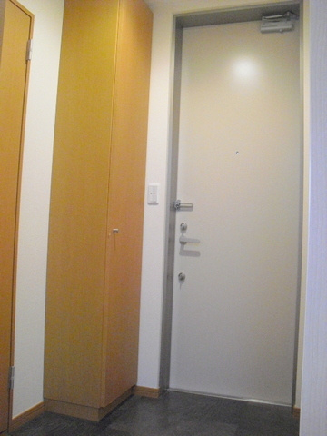 パークサイド西川の玄関