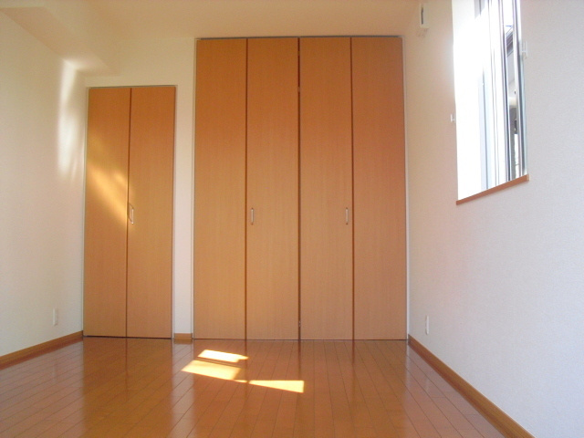 パークサイド西川の洋室