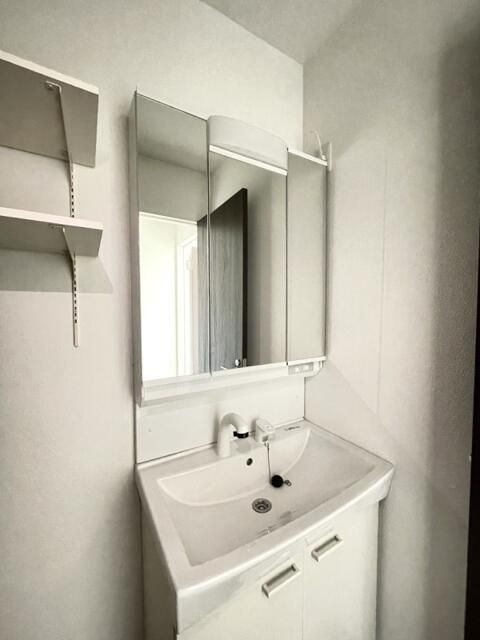 ＭＯＫ－ＴＥＲＲＡＣＥ大泉学園の洗面所