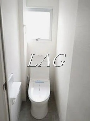 【トイレ】 | 秀和マンション | トイレです。