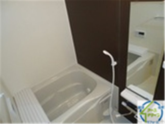 エコハウス華園Aの玄関|パース写真