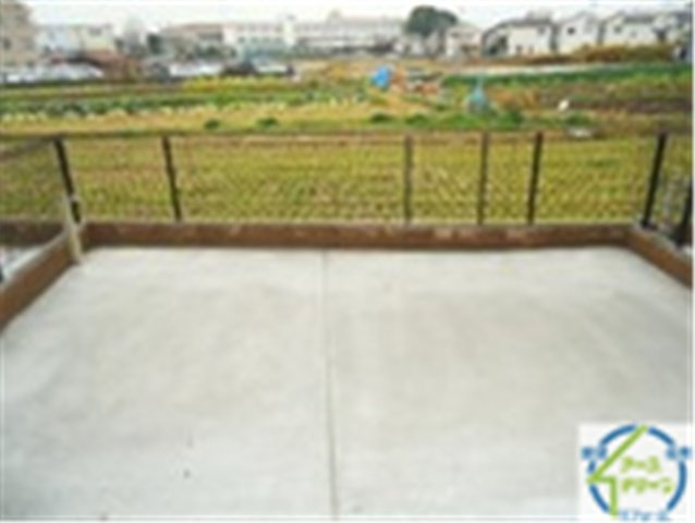 エコハウス華園Aのバルコニー|パース写真