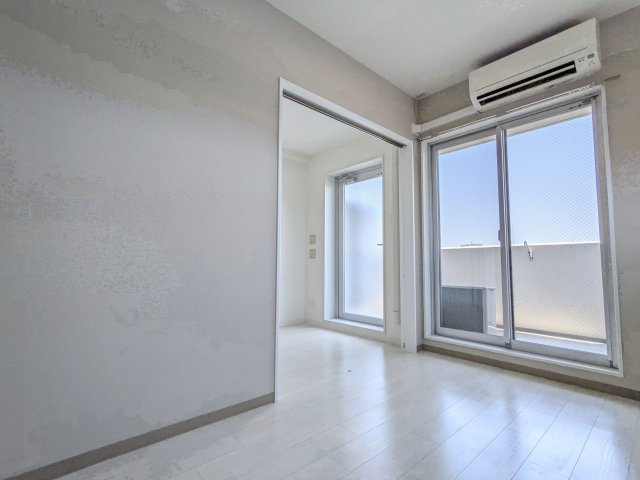 プロスパー江坂479の居間・リビング