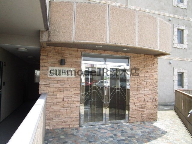 CARMELのエントランス