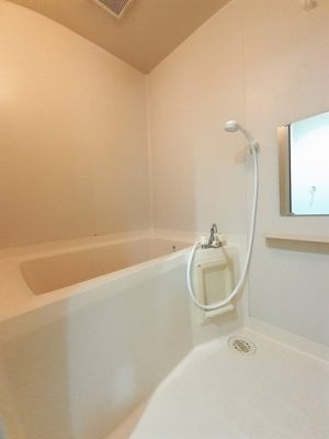 【浴室】 | サンパレス淀川Ａ | コンパクトで使いやすいお風呂です