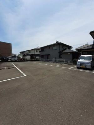 【駐車場】 | ニューエルディム宮島 | 駐車スペースもあります