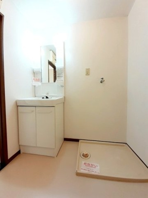 【洗面所】 | ニューエルディム宮島 | 使いやすい洗面所です