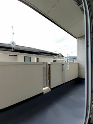 【バルコニー】 | ラフレシ－ル・Ｋ | バルコニーがあります