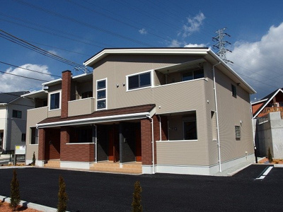 【外観】 | ミドルＡ | 落ち着いた雰囲気の外観です