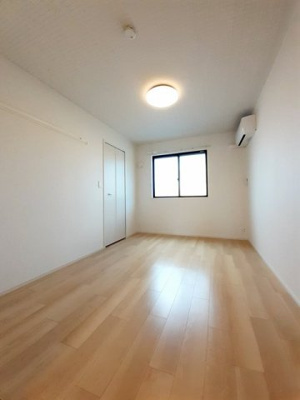 【内装】 | プレアリ・アドバンスＡ | 明るい室内です