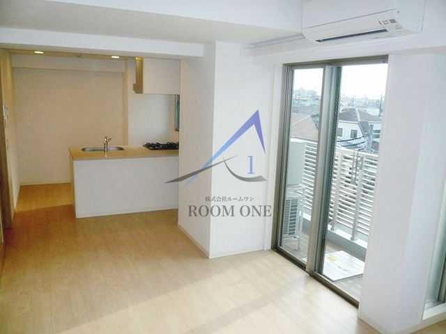 ボヌール和泉の居間・リビング|洋室のお部屋です。