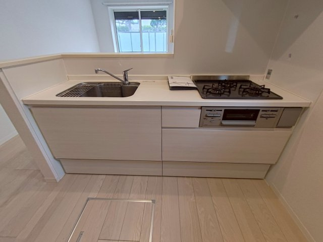 シャーメゾンマシェリミズオのキッチン