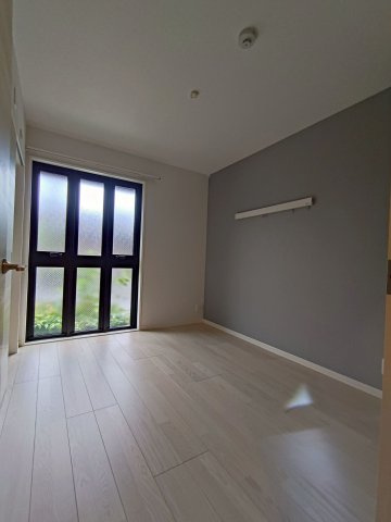 シャーメゾンマシェリミズオの洋室