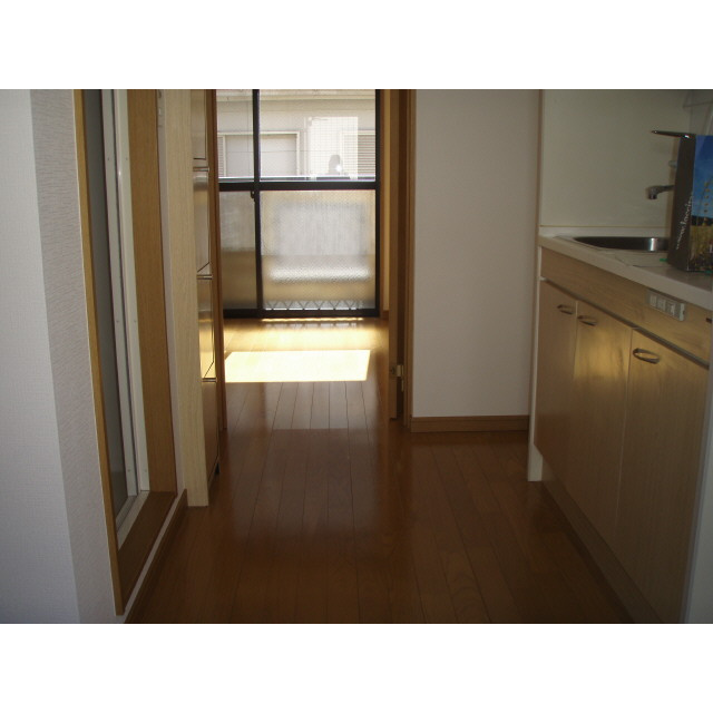 シャトー新大塚の玄関