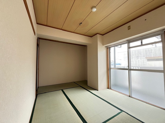 パイン北野田の和室