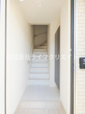 【玄関】 | グランデ壱番館 | ※同ハウスメーカー施工既存物件（イメージ写真）