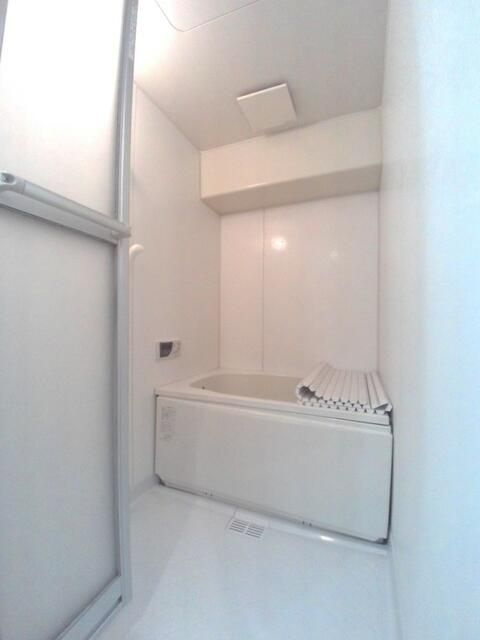 岡部ビルの浴室