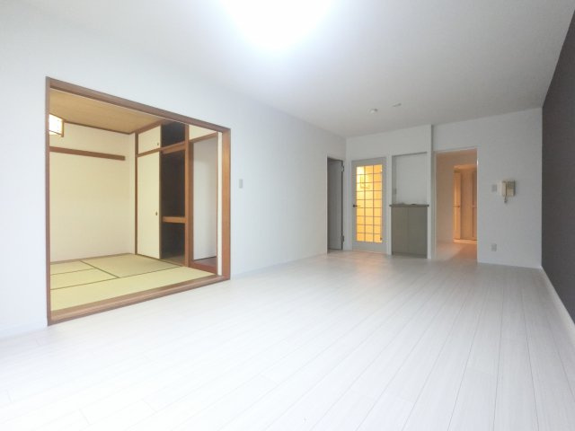 【居間・リビング】
