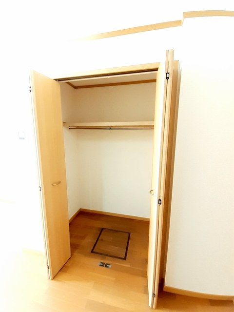 マンモス　よこやま　Ⅱの収納|収納