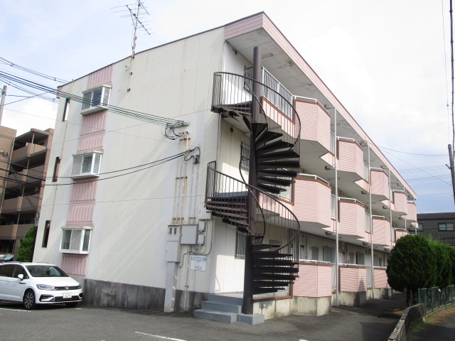 プリベイル田中の外観