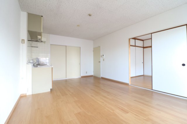 プリベイル田中の居間・リビング