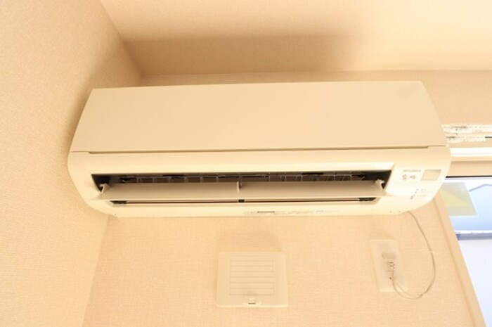 ヴェスタ　Ａの設備|エアコンは2基付いています
