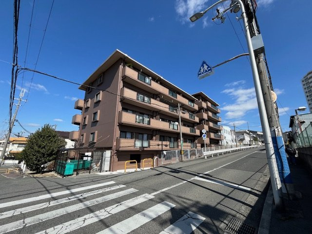 ライブコート泉北の外観