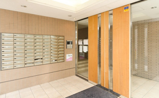 【エントランス】