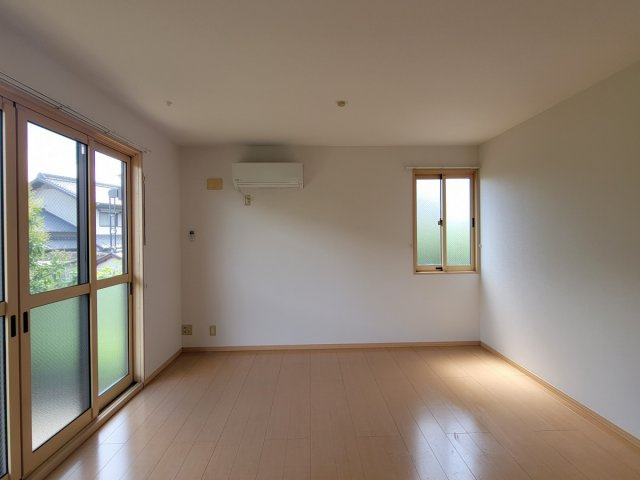 ヒルグレイスB棟の居間・リビング