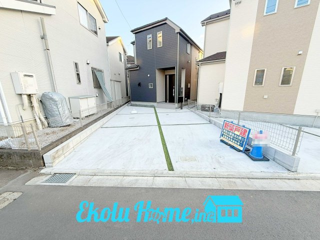 八王子川口町17期　B号棟の駐車場