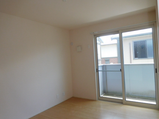 柚垣様戸建借家Ⅲ　Aの居間・リビング