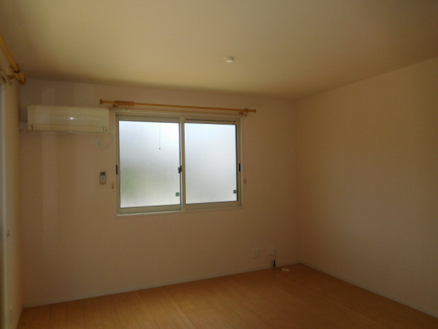 柚垣様戸建借家Ⅲ　Aの居間・リビング