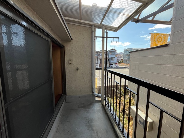 深阪貸家のバルコニー