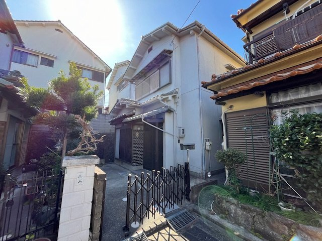 深阪貸家の外観