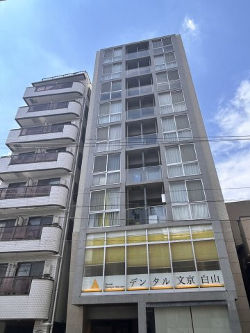 エクサム白山の外観