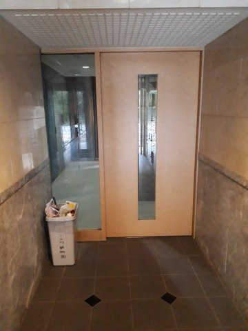 ロアール小石川植物園のエントランス