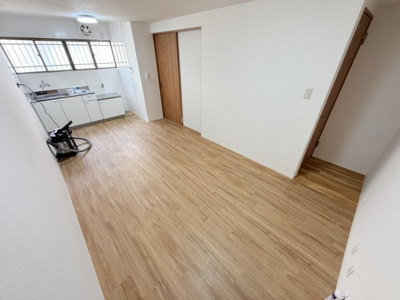 【居間・リビング】 | 法善寺4丁目戸建
